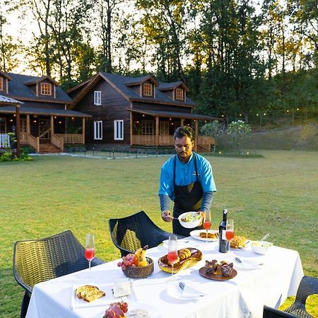 Saffronstays The Woods - Sal Villa Dehradun Buitenkant foto