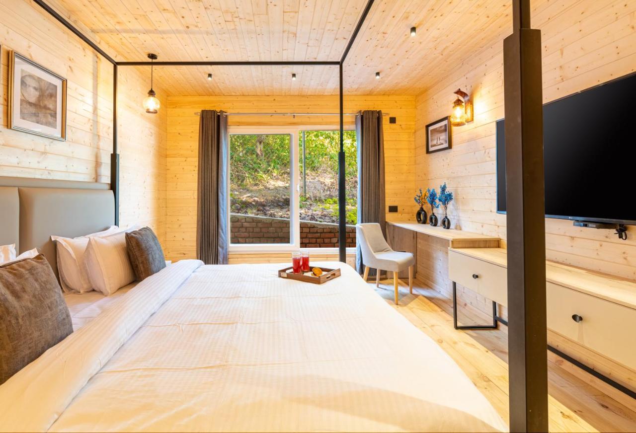 Saffronstays The Woods - Sal Villa Dehradun Buitenkant foto